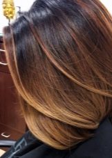 Шатуш на прямих волоссі (41 фото): фарбування темних і русявого волосся середньої та короткої довжини. Як пофарбувати довге волосся?