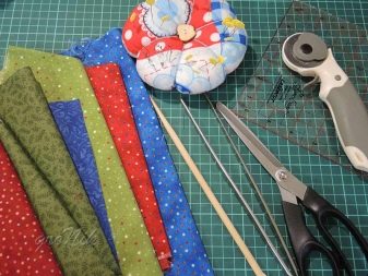 Шиття по папері печворк: схеми клаптикового шиття для початківців, найкрасивіші ідеї, майстер-клас з англійської способом, шаблони