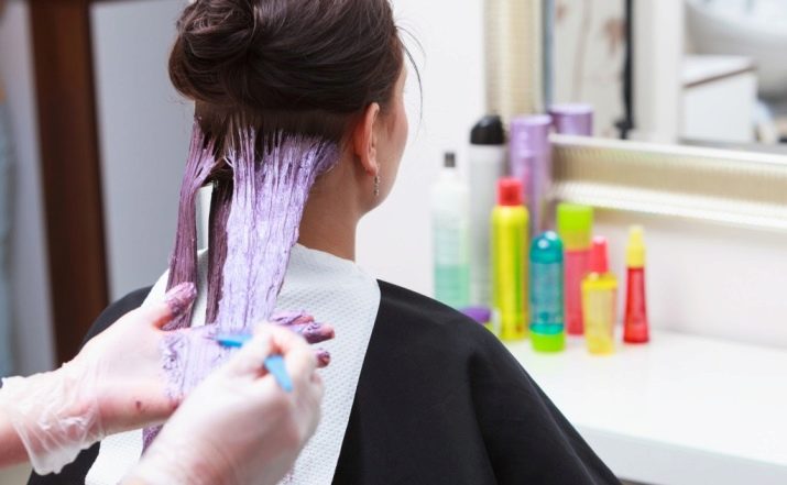 Складне фарбування на темні волосся (43 фото): варіанти фарбування для брюнеток з довгими і короткими волоссям, фарбування локонів середньої довжини