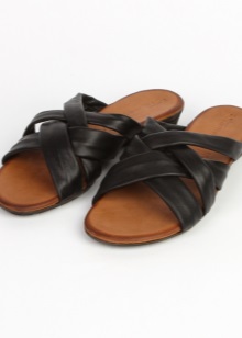 Сланці Nike (40 фото): жіночі getasandal, solarsoft slide та інші популярні моделі
