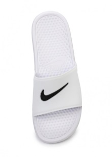 Сланці Nike (40 фото): жіночі getasandal, solarsoft slide та інші популярні моделі