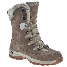 Спортивні черевики (59 фото): жіночі моделі для спорту марок Jack Wolfskin, Earth Gear, з чим носити черевики спортивного стилю