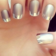 Сріблястий манікюр (66 фото): дизайн нігтів з лаком під срібло з бузковим кольором, робимо біло-срібний манікюр з блискітками