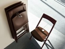 стільці для вітальні: особливості стільця-крісла, моделі з м’якою спинкою і підлокітниками і інші варіанти