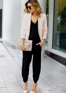 Стиль одягу smart casual (61 фото): ефектні образи для жінок, жіночий гардероб у високому стилі
