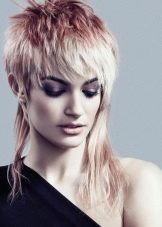 Стрижка «маллет» (32 фото): як зробити жіночу зачіску дівчатам з короткими і довгими волоссям? Кому вона йде?