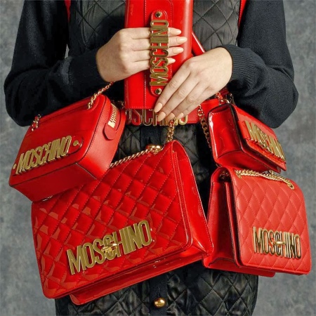 Сумки Moschino (49 фото): моделі з лінійки Love та інші