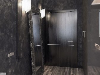 Темний коридор (43 фото): дизайн передпокою в чорних і коричневих тонах, нюанси оформлення коридору в квартирі з темним підлогою, стінами і дверима