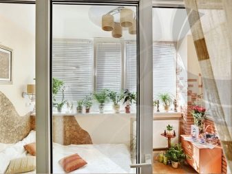 Тепле і полутеплое скління балкона: що це таке і в чому різниця з холодним склом? Як замінити фасадне скління на тепле?