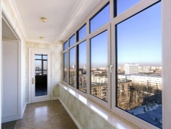 Тепле і полутеплое скління балкона: що це таке і в чому різниця з холодним склом? Як замінити фасадне скління на тепле?