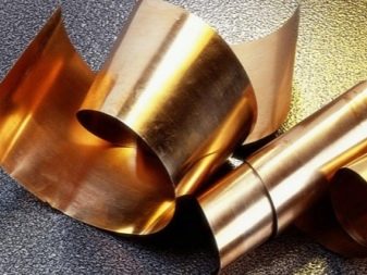 Томпак: склад сплаву, що імітує золото. Що це за метал? Щільність і колір матеріалу. Що він виділяє при нагріванні?