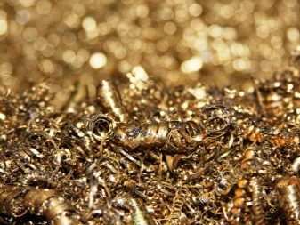 Томпак: склад сплаву, що імітує золото. Що це за метал? Щільність і колір матеріалу. Що він виділяє при нагріванні?