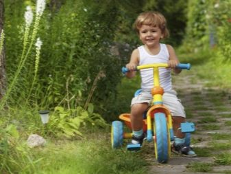 Триколісні велосипеди для дітей від 2 років: кращі дитячі велосипеди від 2 до 4 років, рекомендації з вибору
