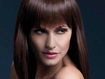 Трикутна чубчик (32 фото): особливості чубчика трикутником. Кому йде чубчик кутом?