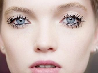 Вії «павукові лапки» (17 фото): як зробити такий ефект? Як нафарбувати вії «павукові лапки»?