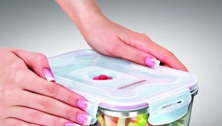 Вакуумні контейнери для зберігання продуктів: опис харчової посуду з насосом і кришкою для зберігання їжі у вакуумі в домашніх умовах