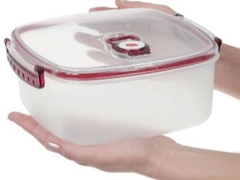 Вакуумні контейнери для зберігання продуктів: опис харчової посуду з насосом і кришкою для зберігання їжі у вакуумі в домашніх умовах