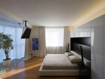 Варіанти розміщення телевізора в спальні (37 фото): на якій висоті від підлоги вішати телевізор на стіні? Приклади установки телевізора і варіанти дизайну