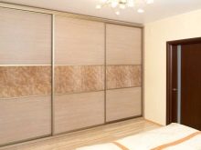 Вбудований шафу (108 фото): ідеї дизайну вбудованих конструкцій, кутові та розпашні моделі для маленького коридору, наповнення всередині, вузькі і господарські шафи