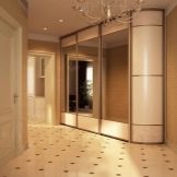 Вбудований шафу (108 фото): ідеї дизайну вбудованих конструкцій, кутові та розпашні моделі для маленького коридору, наповнення всередині, вузькі і господарські шафи