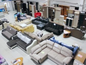 Великі кутові дивани зі спальним місцем: дивани-ліжка розміром 160х200, 180х200 і 200х200, хороші імпортні та вітчизняні моделі