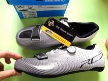 Велообувь Shimano: велотуфлі шосейного, контактного й іншого типу. Велокроссовки серії MTB, SPD SL і велосипедні черевики Shimano