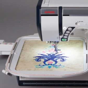 Вишивальні машини Janome: моделі Memory Craft 500e, 350e та інші швейно-вишивальні машини. Як вишивати на машинці?