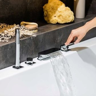 Врізні змішувачі на ванну: вибір змішувача на борт акрилової ванни з душем. Змішувачі на 3 отвори