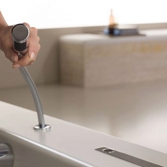 Врізні змішувачі на ванну: вибір змішувача на борт акрилової ванни з душем. Змішувачі на 3 отвори