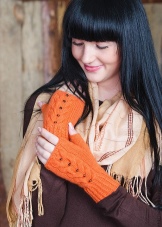 Вязані мітенки (56 фото): ажурні, довгі та короткі з мереживом, спортивні і повсякденні мітенки-рукави