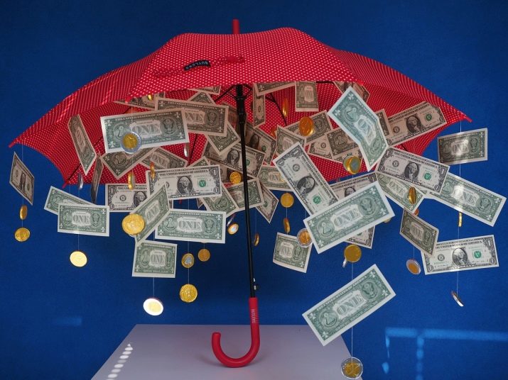 Як оригінально подарувати гроші чоловікові? Як прикольно і незвично обіграти подарунок з грошей на ювілей? Як зробити красиву скульптуру із грошових купюр?