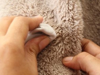 Як почистити штучне хутро в домашніх умовах? 15 фото Чим очистити шубу, можна прати в пральній машині білу хутряну шапку
