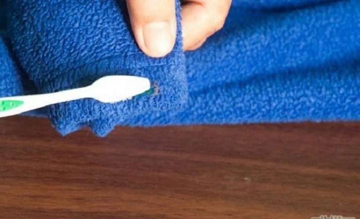 Як прибрати кошлатання з одягу і білизни? 34 фото Як позбутися від них в домашніх умовах? Видалити катишки з футболки, сукні і пальто?