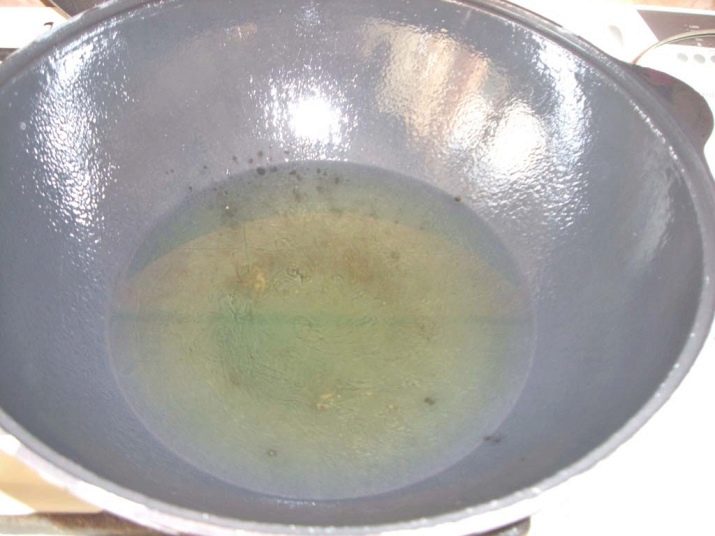 Як прожарити казан? Як обпалити новий чавунний казан будинку? Як правильно підготувати її до використання?