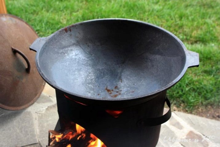 Як прожарити казан? Як обпалити новий чавунний казан будинку? Як правильно підготувати її до використання?