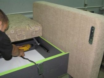 Як розібрати кутовий диван? Покрокова розбирання дивана на частини своїми руками. Які інструменти знадобляться?