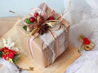 Як швидко упакувати подарунок? Легкі і прості способи упаковки подарунка в подарунковий папір
