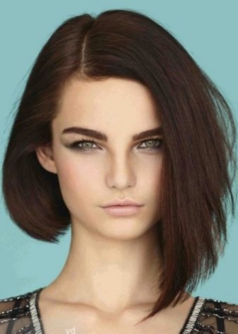 Як укладати асиметричну стрижку дома? 37 фото Красиві укладання коротких стрижок з асиметрією, вечірні та новорічні зачіски