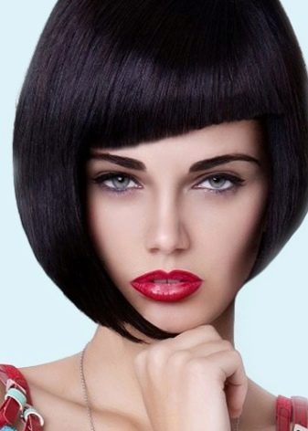 Як укладати асиметричну стрижку дома? 37 фото Красиві укладання коротких стрижок з асиметрією, вечірні та новорічні зачіски