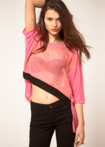 Якого кольору бюстгальтер надягати під блузку (46 фото): як правильно поєднувати рожеву блузку та бюстгальтер яскравих тонів, бежеві, зелені ансамблі