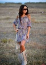 З чим носити жіночі козаки? 68 фото З чим поєднувати короткі брунатні, руді, чорні чоботи інших квітів восени і навесні?