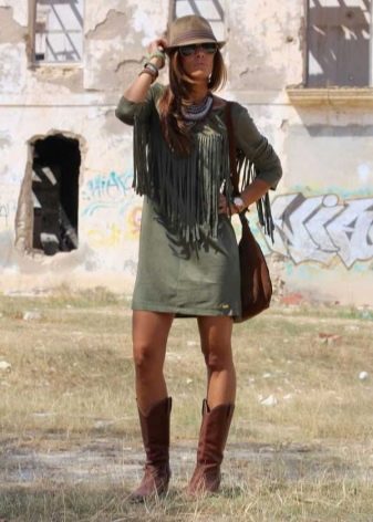 З чим носити жіночі козаки? 68 фото З чим поєднувати короткі брунатні, руді, чорні чоботи інших квітів восени і навесні?