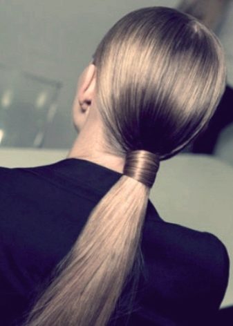 Зачіски на роботу (67 фото): прості укладання в діловому стилі на довгі і середні локони, швидкі офісні зачіски на короткі волосся. Як укладати пасма своїми руками?