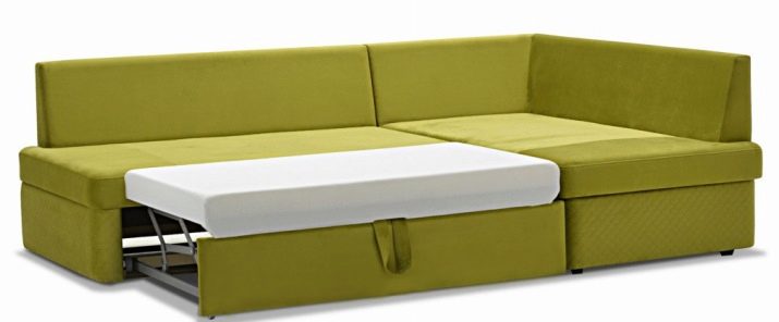 Зелені дивани (61 фото): смарагдові і темно-зелені моделі в інтер’єрі, кутові дивани і дивани-ліжка зеленого кольору з велюру та інших матеріалів