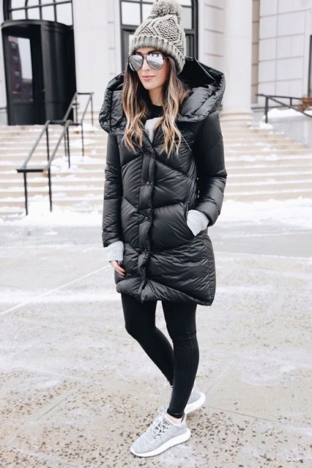 Жіночі зимові кросівки Адідас (32 фото): моделі з хутром, zx flux winter, stan smith