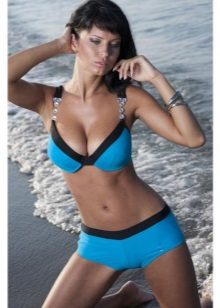 Женские плавки (142 фото): моделі для купальника, шорти, бразилиано, стрінги