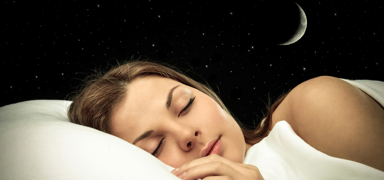 Особливості сну людини: чому сплячий бачить сни і скільки часу триває найдовший сюжет