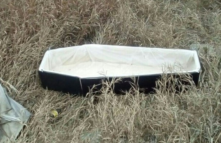 Похорон незнайомої людини сонники: до чого сняться поминки чоловіків, жінок і дитини