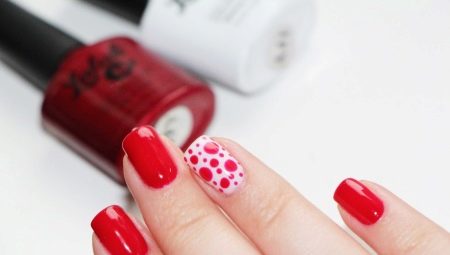 Червоний манікюр (36 фото): дизайн нігтів червоного кольору