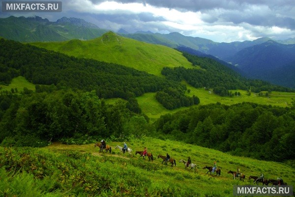 Потрібен в Абхазію закордонний паспорт росіянам?